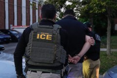 Trump administration urges Seventh Circuit to revive lawsuit over Illinois’s ‘sanctuary’ immigration policies