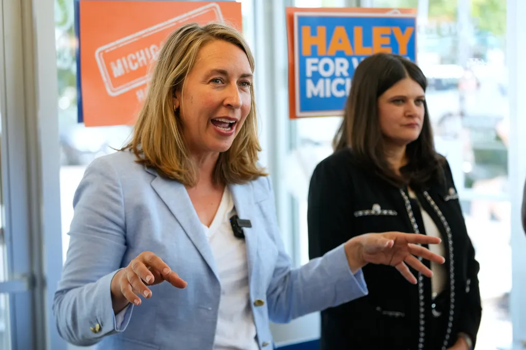 Centrist Democrat Hillary Scholten says she received ‘threatening letter’ claiming to be from DSA