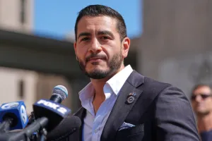 El Sayed turns to Jewish Democrats to sway pro-Israel vote in Michigan