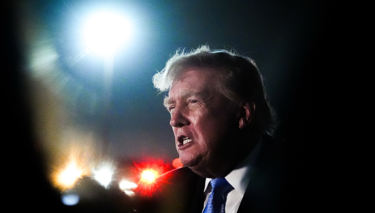 Trump pledges not to attack Iran before midterm elections