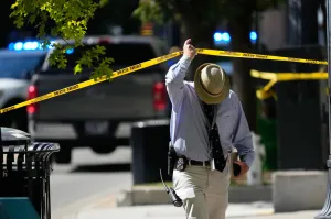 Armed man killed by security after entering federal courthouse in Nashville