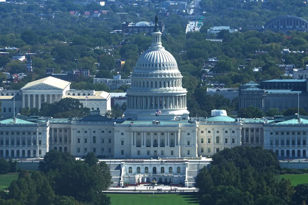 Cook Political Report shifts 19 more House races toward Democrats