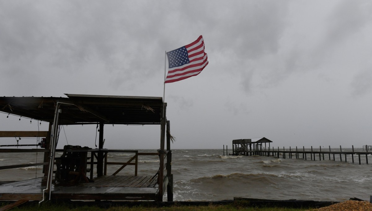 DeSantis presses reluctant Floridians for swift evacuations as Hurricane Isaias strengthens