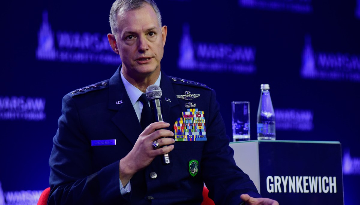NATO commander threatens to destroy ‘anything and everything’ if Russia attacks