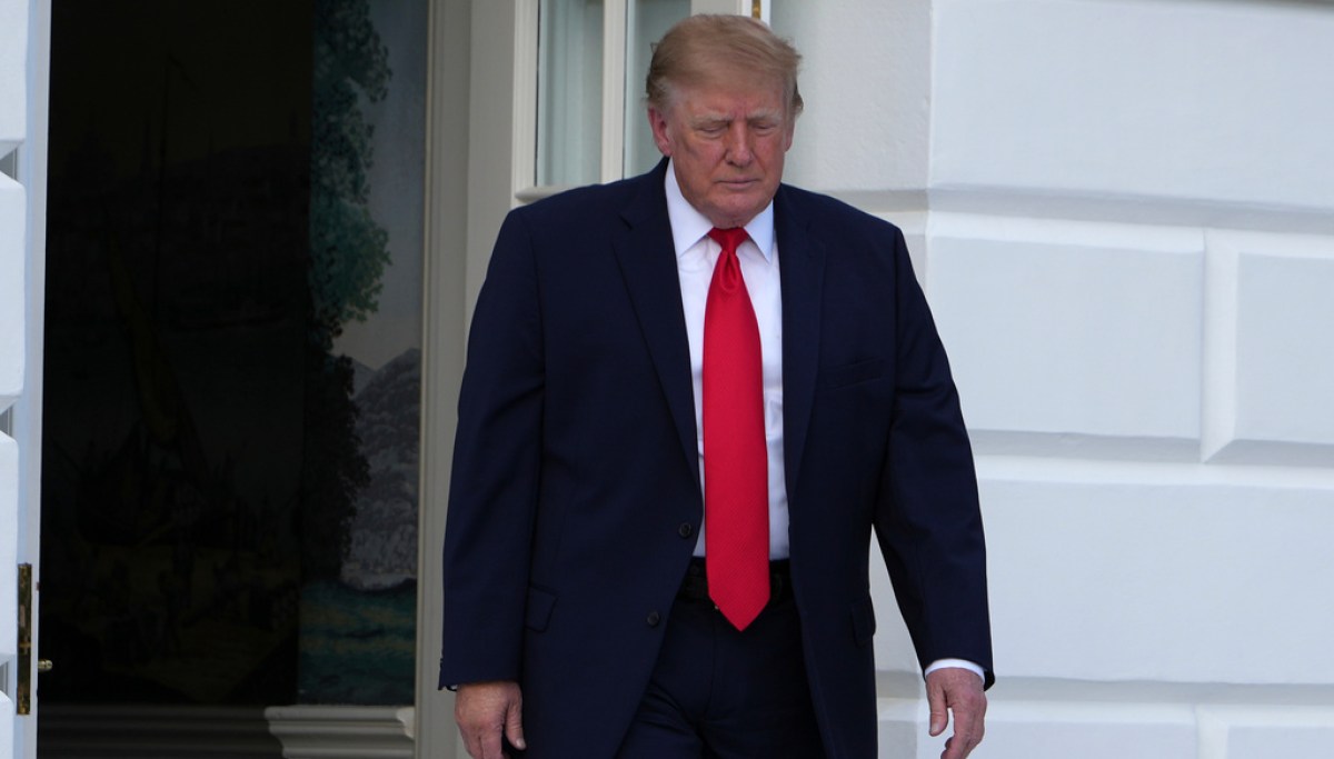 Trump Defends Russian Diesel Deal Amidst Internal GOP Criticism