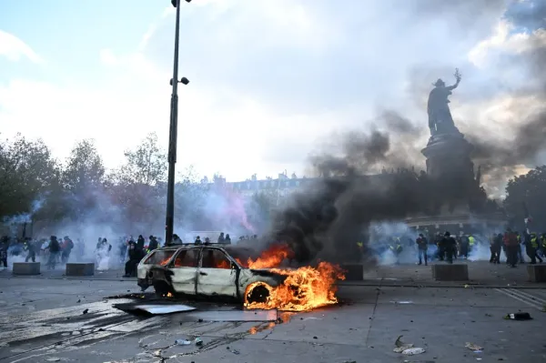 Macron says violent rioters will be ‘prosecuted and punished’ as buildings burn in France