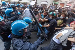 Italy sending hundreds of soldiers into Milan to quell days of violent riots