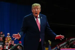 Trump again uses antisemitic ‘shylock’ slur at Kansas rally