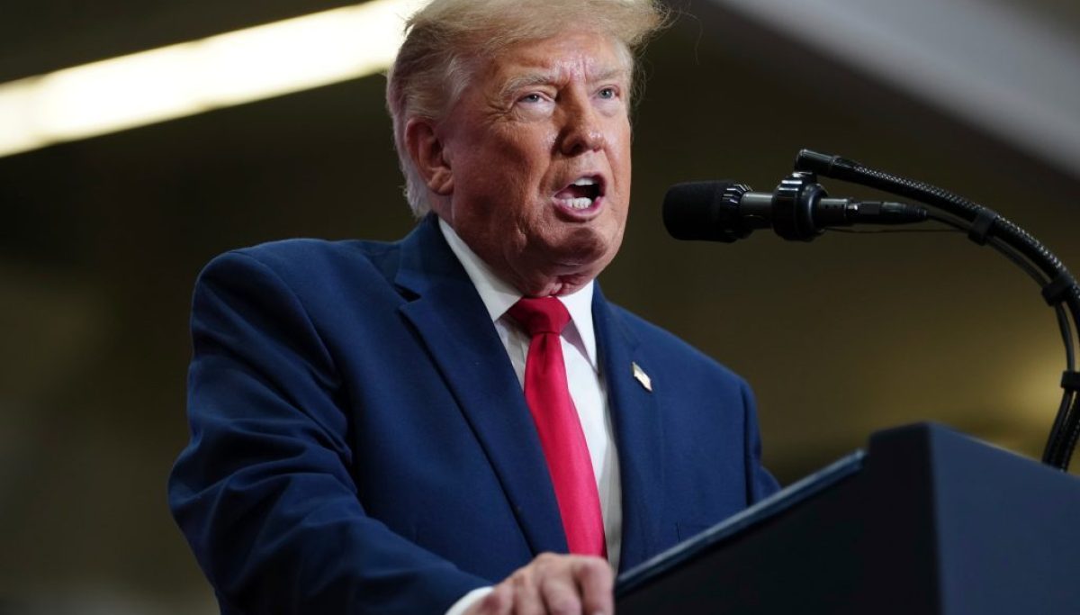 Democrats fail to sell anti-Trump midterm referendum as local issues could crush Republicans