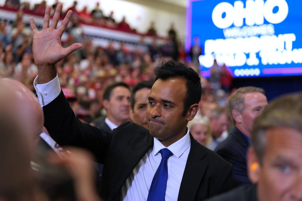 Republican gubernatorial candidate Vivek Ramaswamy arrives before President Donald Trump speaks during a campaign rally at the Shoemaker Center at Ohio University Chillicothe in Chillicothe, Ohio, Wednesday, Oct. 28, 2026. (AP Photo/Mark Schiefelbein)
