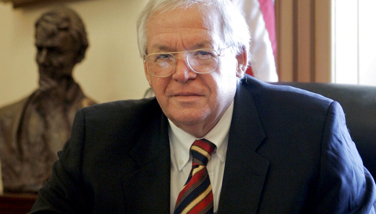 Dennis Hastert, 1942–2026