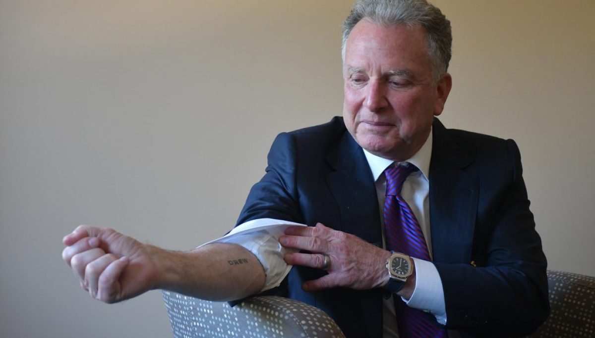 Steve Witkoff keeps the light on