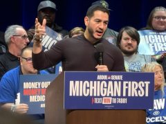 El Sayed mocks Rogers’s ‘earpiece’ and Trump’s ‘a**’ remarks in Grand Rapids rally
