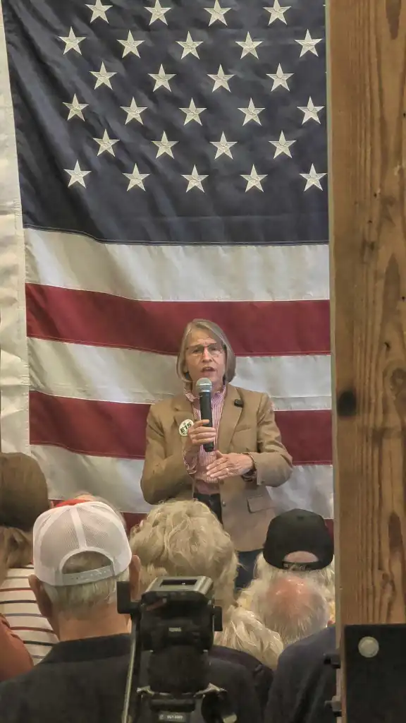 Rep. Mariannette Miller-Meeks (R-IA)