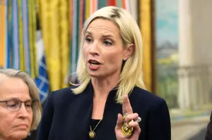 Democrat-aligned nonprofit group backs conservative spoiler candidates in Iowa and other swing states