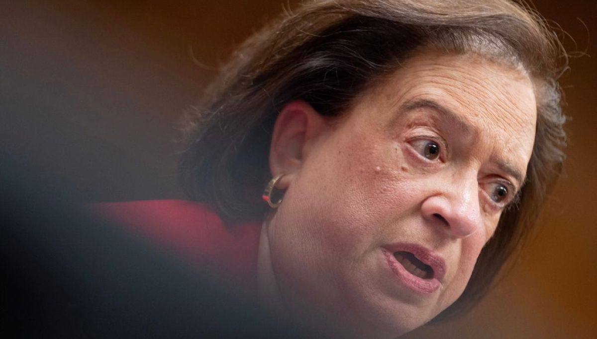 Justice Kagan denies last-minute bid to halt Paramount-Warner Bros. merger