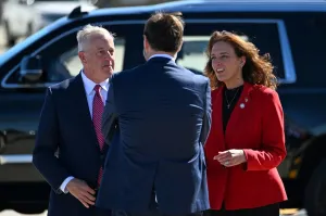 Vance tries to rescue battleground Republicans during North Carolina deployment